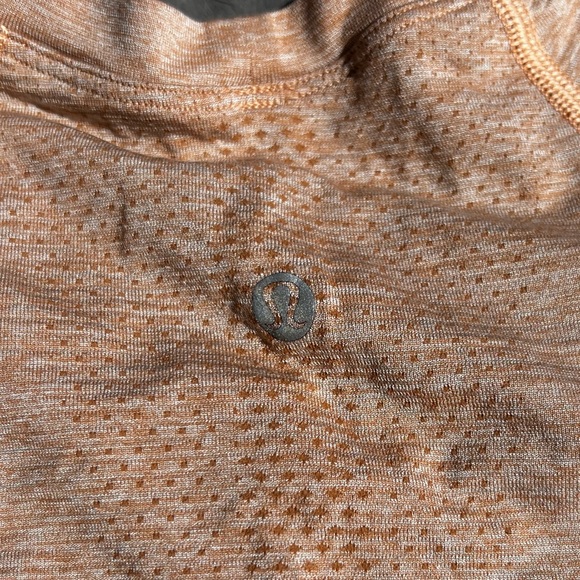 Lululemon size 2 orange top - Picture 4 of 4